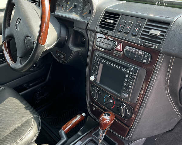 Синий Мерседес Г-Класс, объемом двигателя 3.2 л и пробегом 135 тыс. км за 15999 $, фото 32 на Automoto.ua