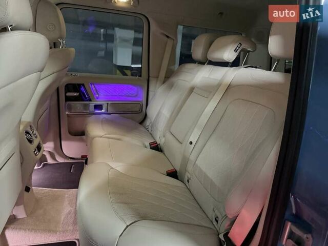 Синій Мерседес Г-Клас, об'ємом двигуна 3.98 л та пробігом 4 тис. км за 329000 $, фото 31 на Automoto.ua