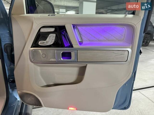 Синій Мерседес Г-Клас, об'ємом двигуна 3.98 л та пробігом 4 тис. км за 329000 $, фото 36 на Automoto.ua