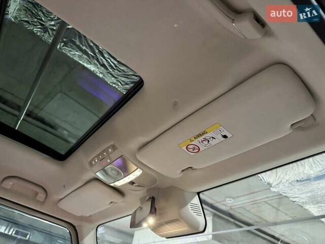 Синій Мерседес Г-Клас, об'ємом двигуна 3.98 л та пробігом 4 тис. км за 329000 $, фото 39 на Automoto.ua