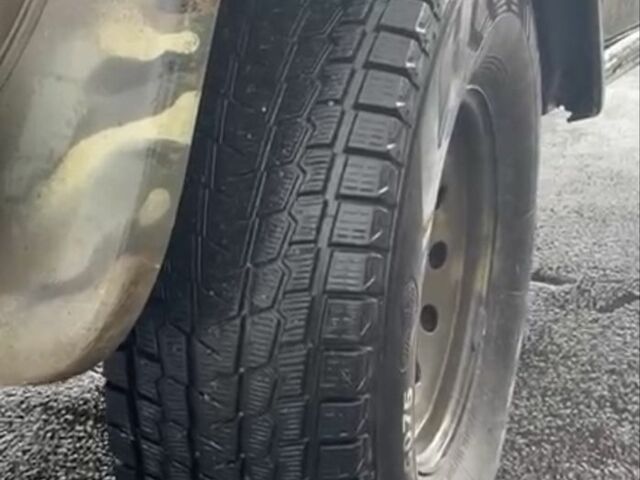 Зелений Мерседес Г-Клас, об'ємом двигуна 3.2 л та пробігом 355 тис. км за 10000 $, фото 7 на Automoto.ua