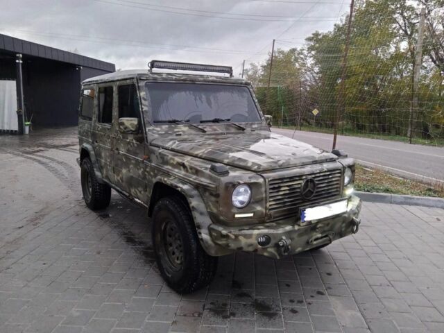 Зелений Мерседес Г-Клас, об'ємом двигуна 3.2 л та пробігом 355 тис. км за 10000 $, фото 1 на Automoto.ua