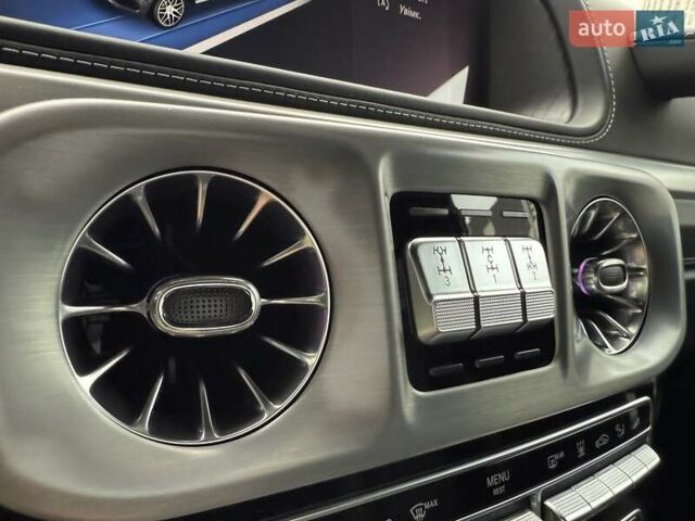 Зеленый Мерседес Г-Класс, объемом двигателя 3.98 л и пробегом 29 тыс. км за 155222 $, фото 67 на Automoto.ua