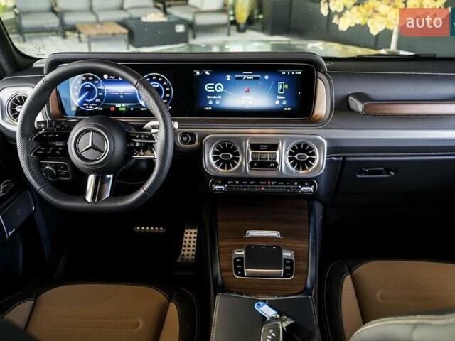 Зеленый Мерседес Г-Класс, объемом двигателя 0 л и пробегом 1 тыс. км за 188967 $, фото 5 на Automoto.ua