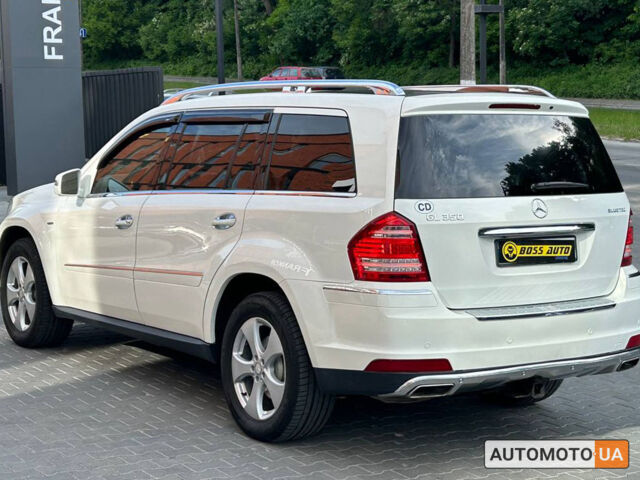 Белый Мерседес ГЛ 350, объемом двигателя 3 л и пробегом 261 тыс. км за 19600 $, фото 3 на Automoto.ua