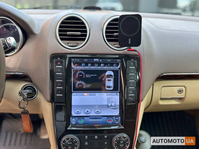 Белый Мерседес ГЛ 350, объемом двигателя 3 л и пробегом 261 тыс. км за 19600 $, фото 12 на Automoto.ua