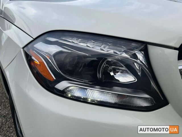 Білий Мерседес ГЛ 350, об'ємом двигуна 3 л та пробігом 191 тис. км за 35900 $, фото 6 на Automoto.ua