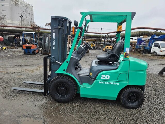 Мерседес ГЛ 550, объемом двигателя 5.5 л и пробегом 0 тыс. км за 10500 $, фото 5 на Automoto.ua