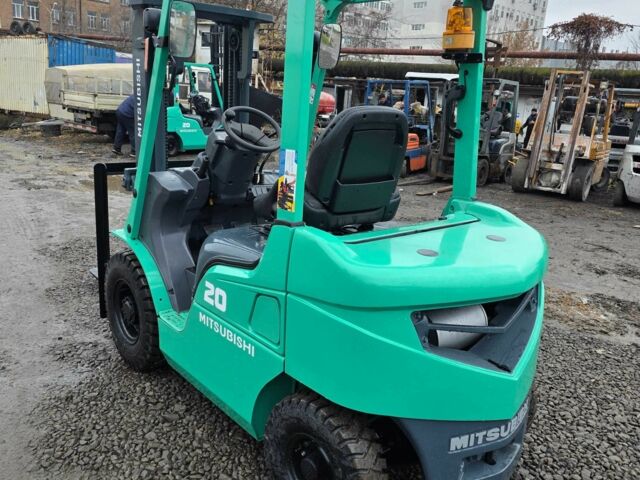 Мерседес ГЛ 550, объемом двигателя 5.5 л и пробегом 0 тыс. км за 10500 $, фото 4 на Automoto.ua