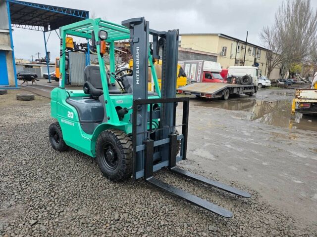 Мерседес ГЛ 550, объемом двигателя 5.5 л и пробегом 0 тыс. км за 10500 $, фото 1 на Automoto.ua