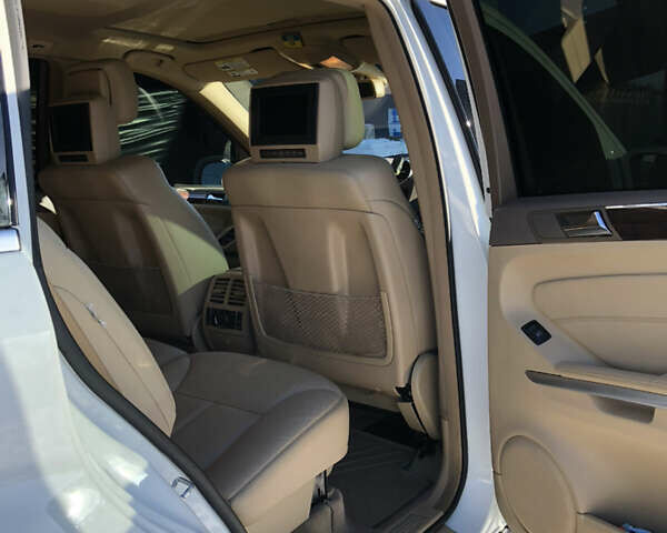 Білий Мерседес ГЛ-Клас, об'ємом двигуна 5.46 л та пробігом 220 тис. км за 15900 $, фото 29 на Automoto.ua