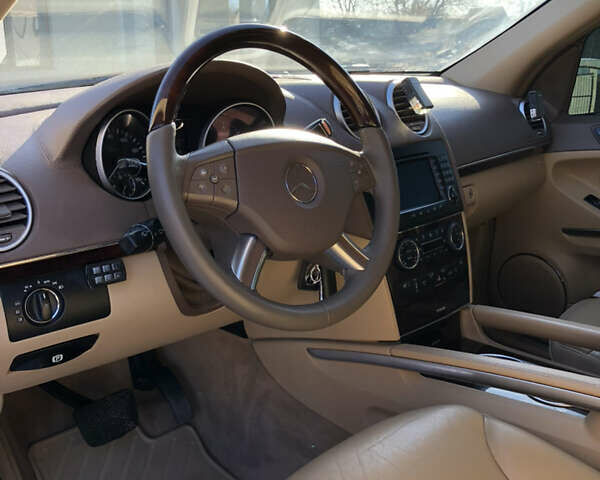 Білий Мерседес ГЛ-Клас, об'ємом двигуна 5.46 л та пробігом 220 тис. км за 15900 $, фото 40 на Automoto.ua