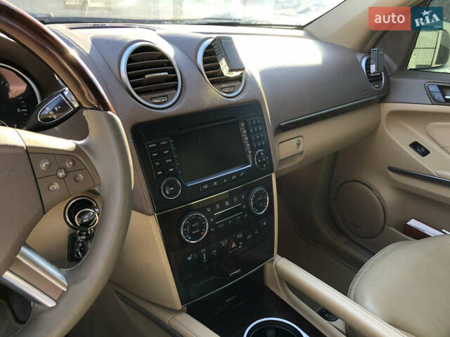 Білий Мерседес ГЛ-Клас, об'ємом двигуна 5.46 л та пробігом 220 тис. км за 15900 $, фото 44 на Automoto.ua