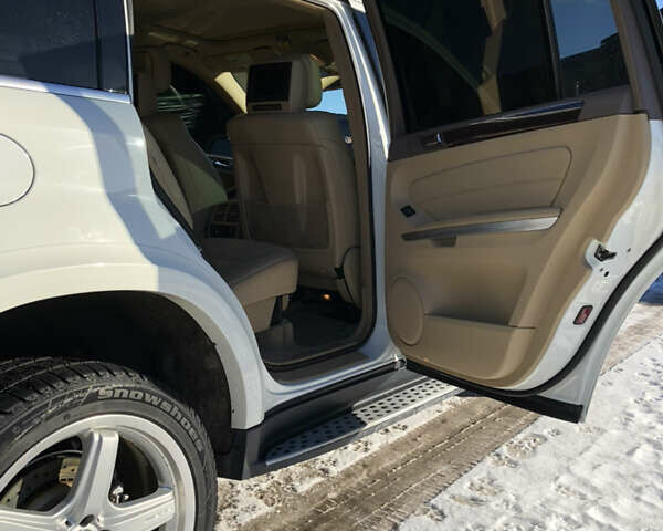 Білий Мерседес ГЛ-Клас, об'ємом двигуна 5.46 л та пробігом 220 тис. км за 15900 $, фото 25 на Automoto.ua