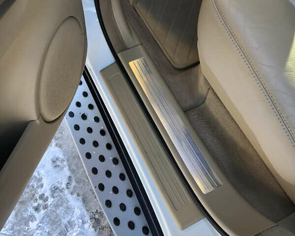 Білий Мерседес ГЛ-Клас, об'ємом двигуна 5.46 л та пробігом 220 тис. км за 15900 $, фото 33 на Automoto.ua