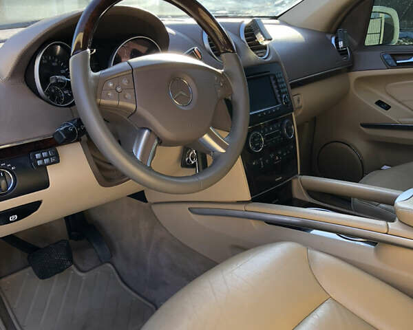 Білий Мерседес ГЛ-Клас, об'ємом двигуна 5.46 л та пробігом 220 тис. км за 15900 $, фото 41 на Automoto.ua