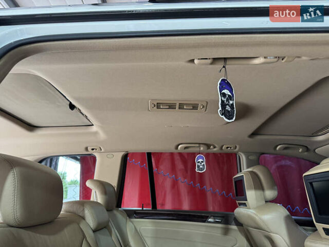 Білий Мерседес ГЛ-Клас, об'ємом двигуна 5.46 л та пробігом 381 тис. км за 11299 $, фото 10 на Automoto.ua