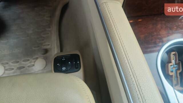 Белый Мерседес ГЛ-класс, объемом двигателя 5.46 л и пробегом 194 тыс. км за 15900 $, фото 24 на Automoto.ua