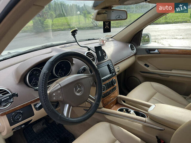 Білий Мерседес ГЛ-Клас, об'ємом двигуна 4.7 л та пробігом 331 тис. км за 11200 $, фото 27 на Automoto.ua