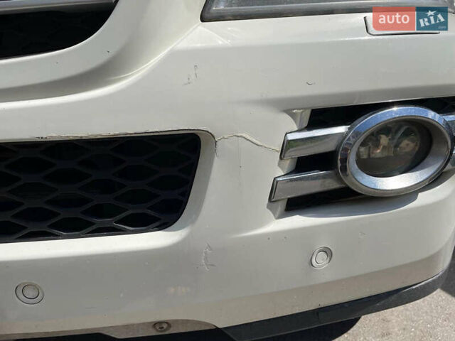 Белый Мерседес ГЛ-класс, объемом двигателя 2.99 л и пробегом 307 тыс. км за 16000 $, фото 10 на Automoto.ua