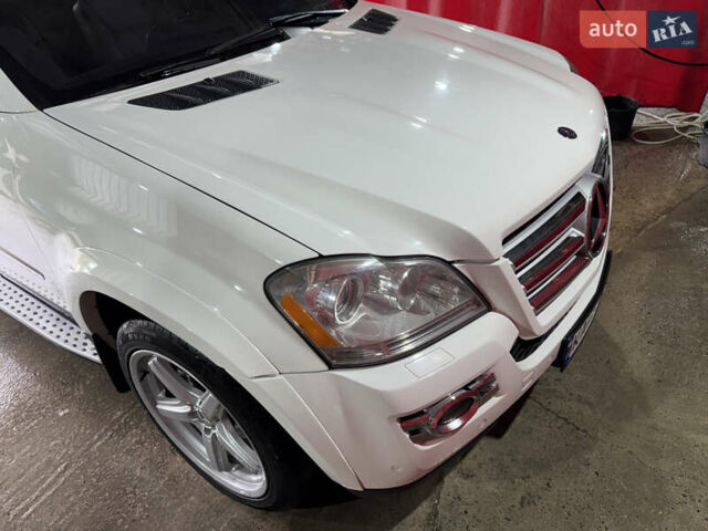 Білий Мерседес ГЛ-Клас, об'ємом двигуна 5.46 л та пробігом 381 тис. км за 11299 $, фото 13 на Automoto.ua