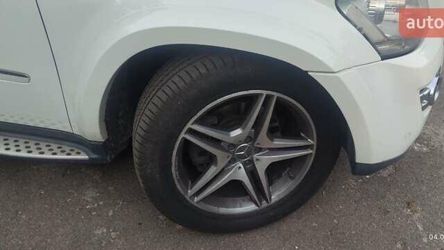 Белый Мерседес ГЛ-класс, объемом двигателя 5.46 л и пробегом 194 тыс. км за 15900 $, фото 30 на Automoto.ua