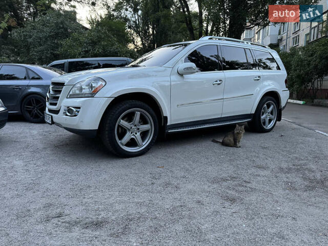 Білий Мерседес ГЛ-Клас, об'ємом двигуна 5.46 л та пробігом 381 тис. км за 13650 $, фото 7 на Automoto.ua