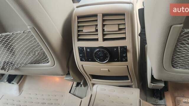 Белый Мерседес ГЛ-класс, объемом двигателя 5.46 л и пробегом 194 тыс. км за 15900 $, фото 15 на Automoto.ua