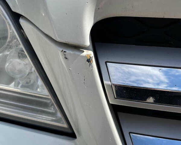 Белый Мерседес ГЛ-класс, объемом двигателя 2.99 л и пробегом 307 тыс. км за 16000 $, фото 5 на Automoto.ua