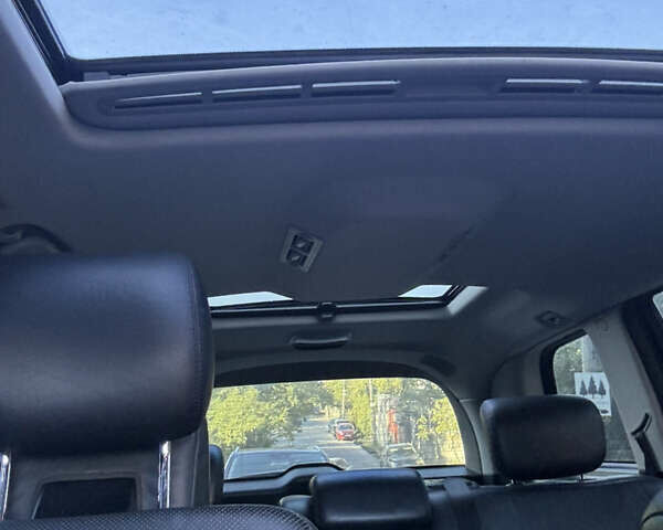 Белый Мерседес ГЛ-класс, объемом двигателя 5.46 л и пробегом 301 тыс. км за 15000 $, фото 7 на Automoto.ua