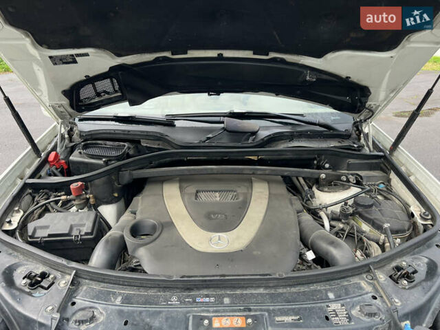 Білий Мерседес ГЛ-Клас, об'ємом двигуна 4.7 л та пробігом 331 тис. км за 11200 $, фото 48 на Automoto.ua