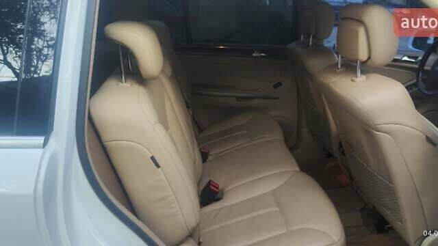 Білий Мерседес ГЛ-Клас, об'ємом двигуна 5.46 л та пробігом 194 тис. км за 11999 $, фото 21 на Automoto.ua