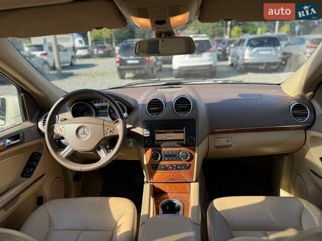 Белый Мерседес ГЛ-класс, объемом двигателя 3 л и пробегом 376 тыс. км за 13000 $, фото 23 на Automoto.ua