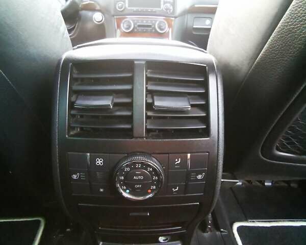 Мерседес ГЛ-класс 2008 в Запорожье на Automoto.ua Белый Мерседес ГЛ-класс, объемом двигателя 5.46 л и пробегом 189 тыс. км за 11500 $, фото 8 на Automoto.ua