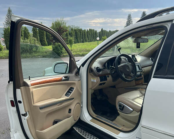 Білий Мерседес ГЛ-Клас, об'ємом двигуна 4.7 л та пробігом 331 тис. км за 11200 $, фото 22 на Automoto.ua