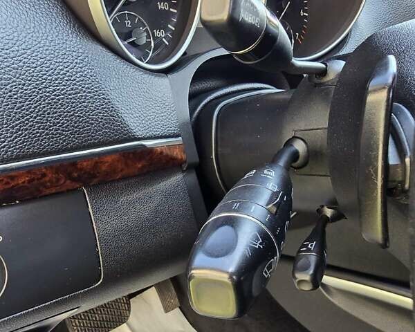 Білий Мерседес ГЛ-Клас, об'ємом двигуна 5.5 л та пробігом 250 тис. км за 20350 $, фото 44 на Automoto.ua