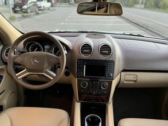 Білий Мерседес ГЛ-Клас, об'ємом двигуна 3 л та пробігом 230 тис. км за 14500 $, фото 7 на Automoto.ua