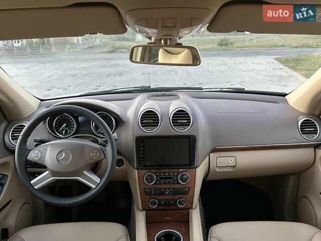 Белый Мерседес ГЛ-класс, объемом двигателя 2.99 л и пробегом 160 тыс. км за 18500 $, фото 17 на Automoto.ua