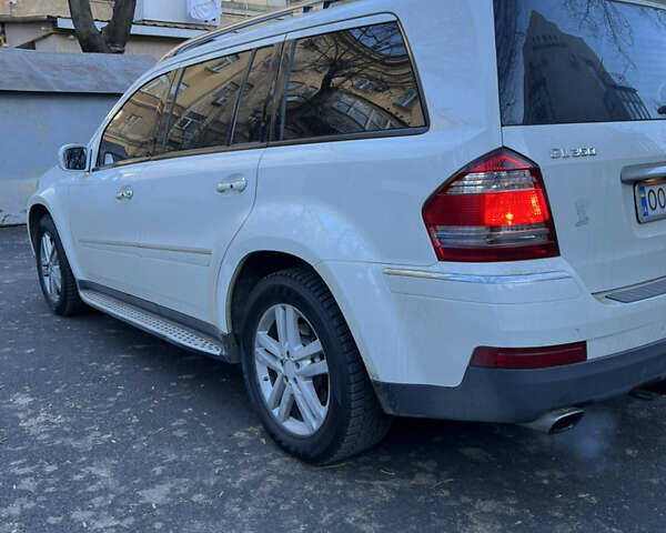 Білий Мерседес ГЛ-Клас, об'ємом двигуна 3 л та пробігом 307 тис. км за 14300 $, фото 3 на Automoto.ua