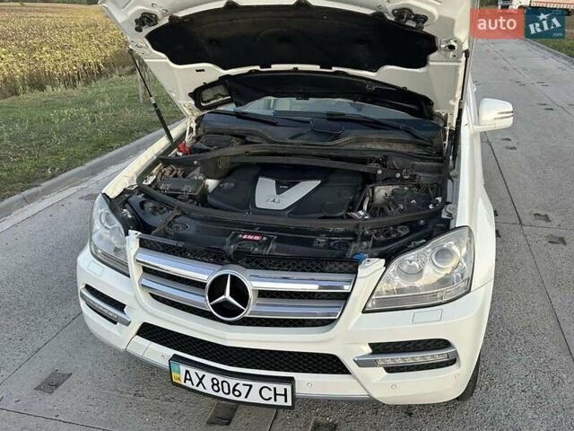 Белый Мерседес ГЛ-класс, объемом двигателя 2.99 л и пробегом 160 тыс. км за 18500 $, фото 15 на Automoto.ua