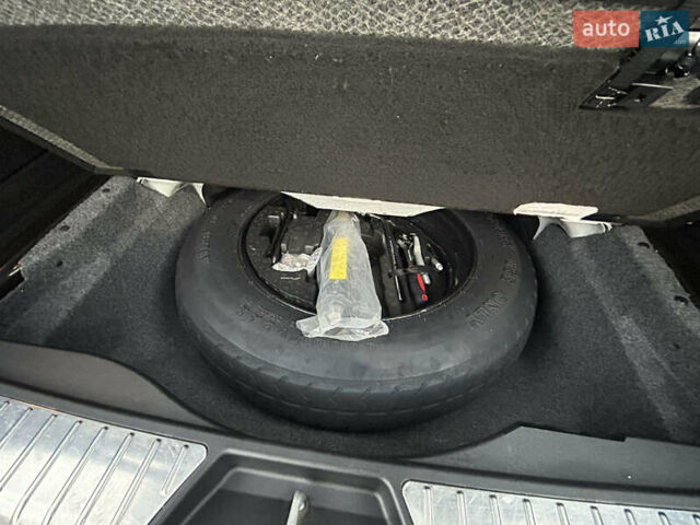 Білий Мерседес ГЛ-Клас, об'ємом двигуна 5.46 л та пробігом 224 тис. км за 16999 $, фото 5 на Automoto.ua