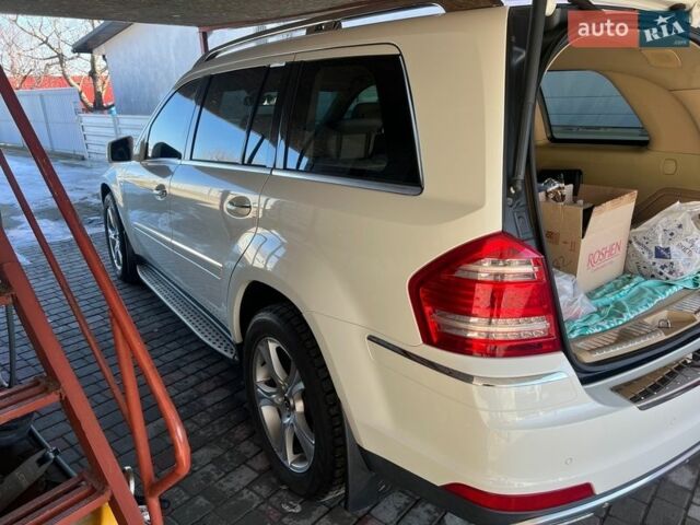 Белый Мерседес ГЛ-класс, объемом двигателя 2.99 л и пробегом 164 тыс. км за 20000 $, фото 8 на Automoto.ua
