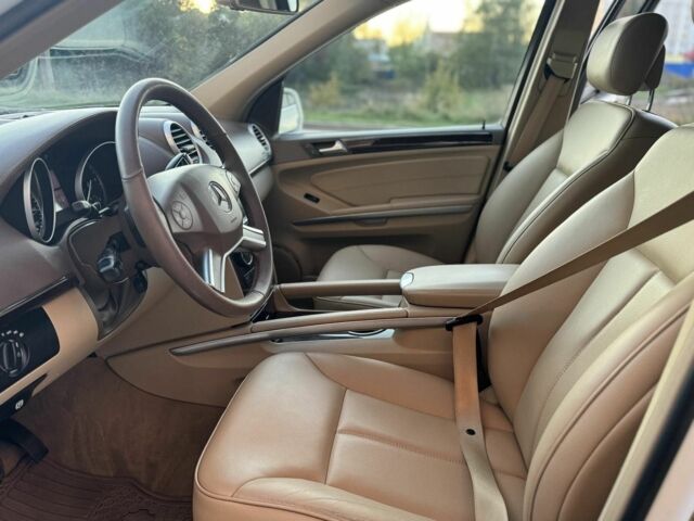 Білий Мерседес ГЛ-Клас, об'ємом двигуна 3 л та пробігом 230 тис. км за 14500 $, фото 6 на Automoto.ua