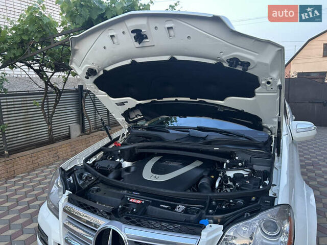 Білий Мерседес ГЛ-Клас, об'ємом двигуна 5.46 л та пробігом 224 тис. км за 16999 $, фото 24 на Automoto.ua