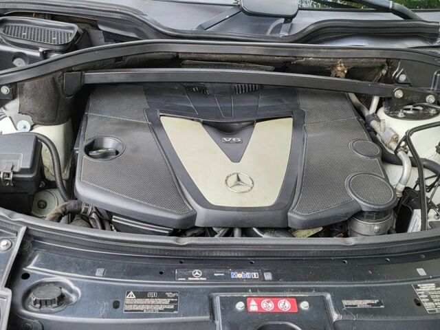 Мерседес ГЛ-класс 2011 в Ковель на Automoto.ua Белый Мерседес ГЛ-класс, объемом двигателя 3 л и пробегом 283 тыс. км за 20000 $, фото 7 на Automoto.ua