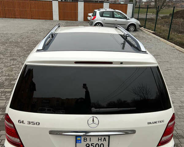 Белый Мерседес ГЛ-класс, объемом двигателя 2.99 л и пробегом 220 тыс. км за 21000 $, фото 4 на Automoto.ua