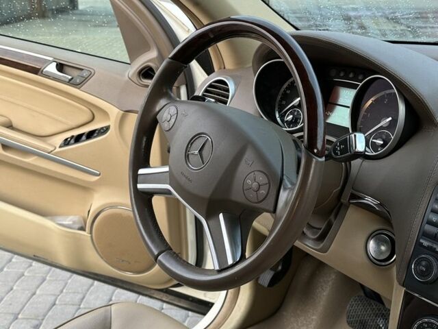 Білий Мерседес ГЛ-Клас, об'ємом двигуна 3 л та пробігом 236 тис. км за 19200 $, фото 14 на Automoto.ua