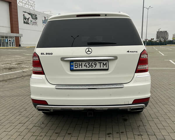 Білий Мерседес ГЛ-Клас, об'ємом двигуна 2.99 л та пробігом 255 тис. км за 17000 $, фото 3 на Automoto.ua
