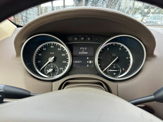 Білий Мерседес ГЛ-Клас, об'ємом двигуна 3 л та пробігом 236 тис. км за 19200 $, фото 11 на Automoto.ua