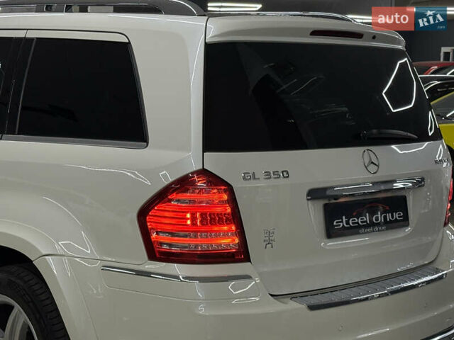 Белый Мерседес ГЛ-класс, объемом двигателя 2.99 л и пробегом 205 тыс. км за 18999 $, фото 14 на Automoto.ua